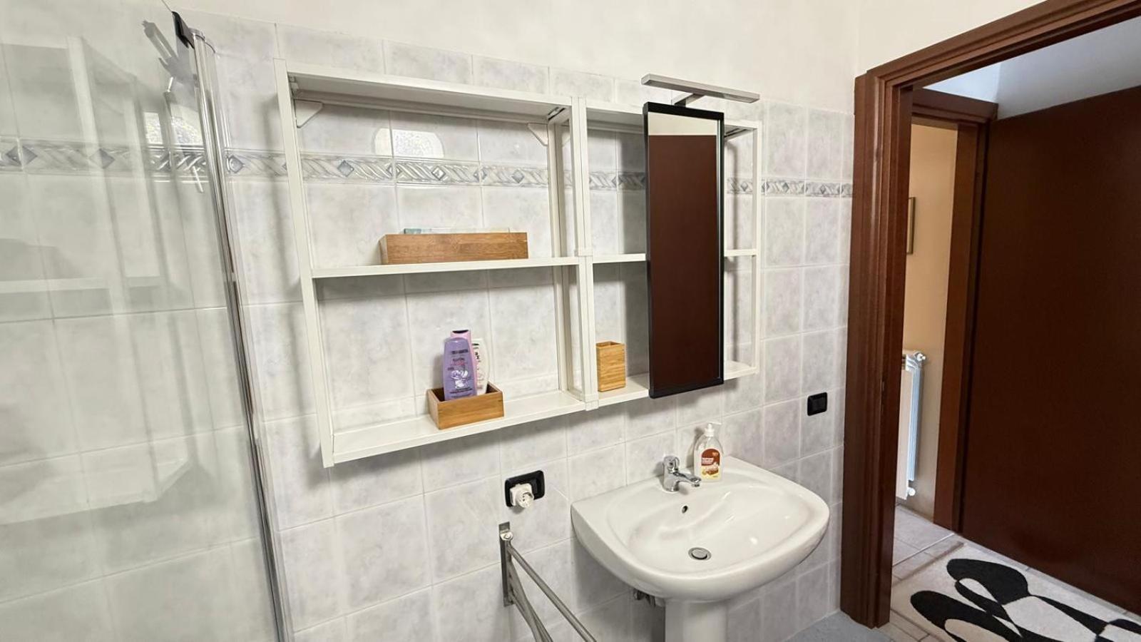 1-Bedroom Apartment Bello Posto Acquaseria Exterior foto